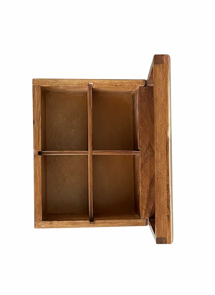 Caja de té con petalos de flores secas